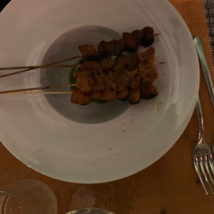 photo of L'OV Osteria Vegetariana Arrosticini con salsa verde shared by @martachatnoir92 on  12 Mar 2022 - review