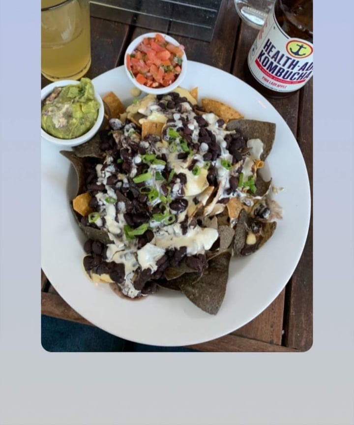 photo of Real Food Daily Nachos shared by @vegohvegan on  03 Jul 2019 - review
