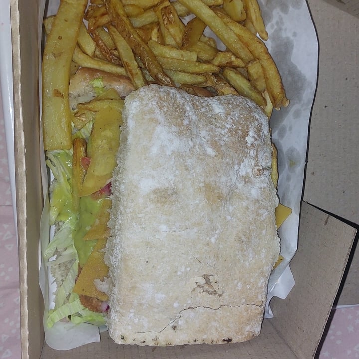 photo of Casa Mhia Sandwich De Milanesa De Seitan shared by @prilaveglia on  11 Dec 2022 - review