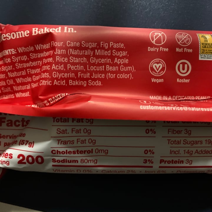 review photo of Nature's Bakery Fig Bar Raspberry shared by @khart24 on 25 Feb 2021 - review