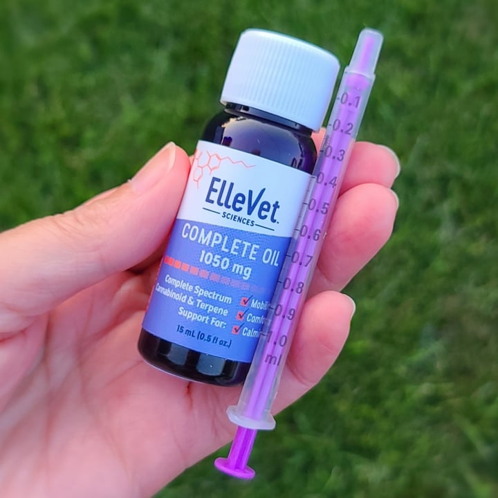 photo of ElleVet Sciences ElleVet Hemp Oil for Dogs shared by @agreene428 on  15 Jul 2022 - review