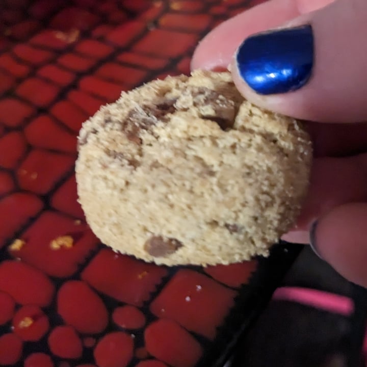 photo of Made Good Chocolate chip cookies shared by @shaynak112 on  16 Dec 2022 - review