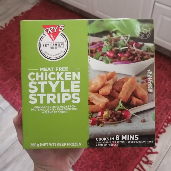 photo of Fry's Family Food Chicken Style Strips shared by @swanepoelc on  28 Mar 2021 - review