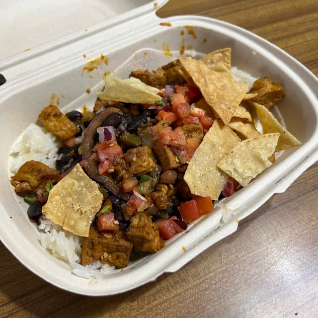 Guzman y Gomez - i12 Katong
