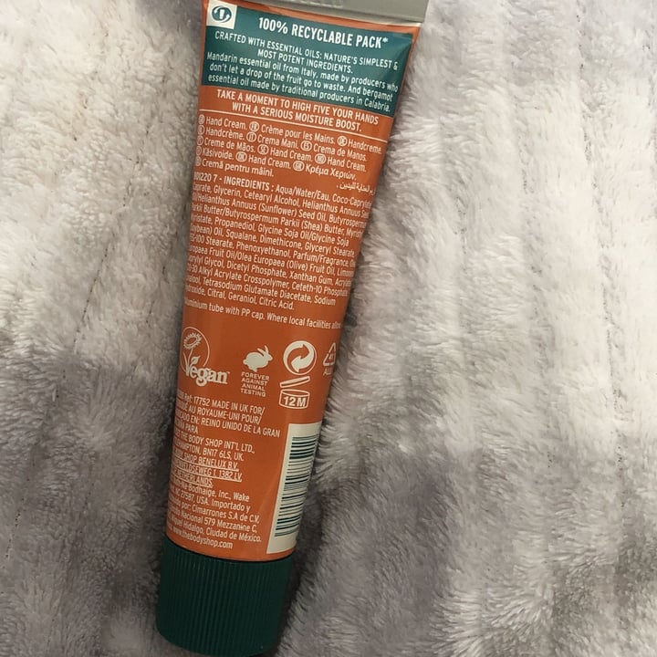 photo of The Body Shop boost happy hand cream shared by @marionaubry on  09 Dec 2022 - review