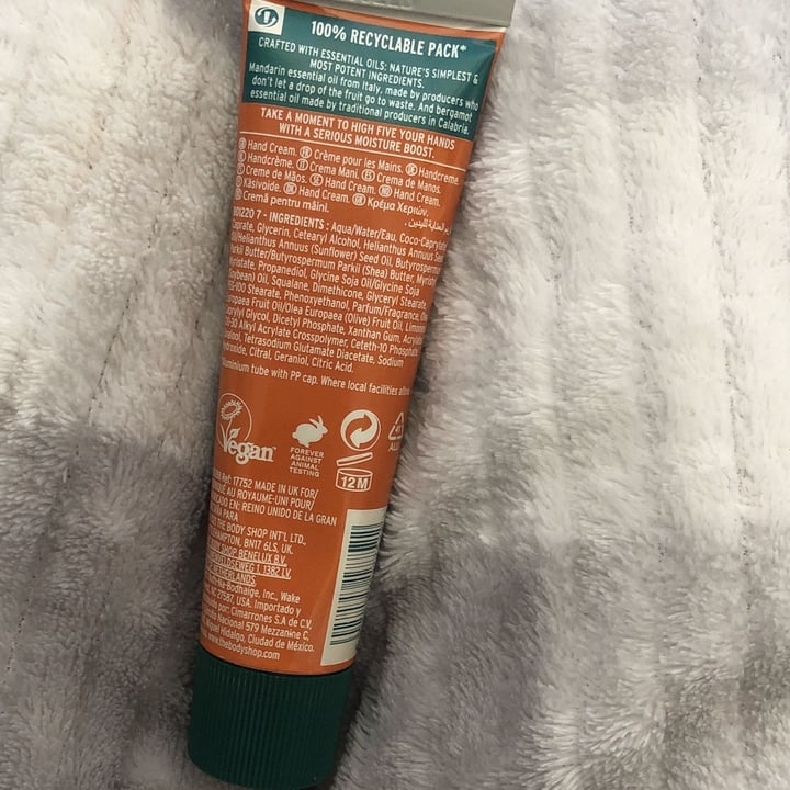 review photo of The Body Shop boost happy hand cream shared by @marionaubry on 09 Dec 2022 - review