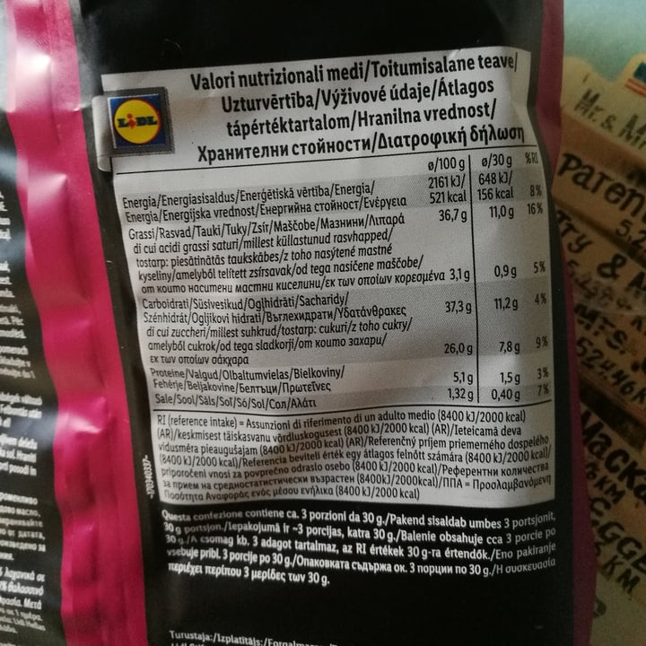 photo of Deluxe Chips vegetales shared by @claudiaromeo on  08 Apr 2022 - review
