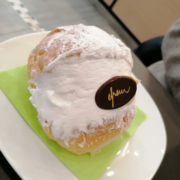 review photo of Efrem - Caffetteria, Pasticceria, Cucina Maritozzo Vegano shared by @nina248 on 14 Mar 2022 - review