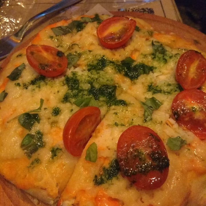 photo of Columbus Pizza Margarita Vegana shared by @maxpowerr on  13 Sep 2021 - review