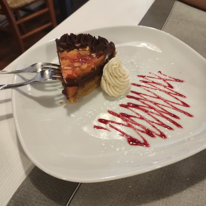 review photo of Ristorante Vegano Biologico La Lanterna antipasti, bis di primi e dolce shared by @flabellina on 18 Jun 2022 - review