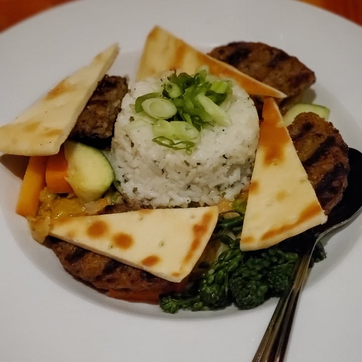 review photo of Modern Cafe Modern Vegetarian Rice Bowl shared by @smashy on 26 Oct 2021 - review
