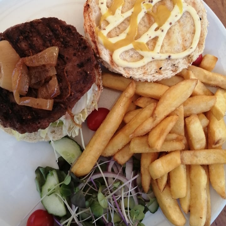 photo of Peregrine Farm Stall Beyond Burger shared by @nickyv on  12 Jun 2021 - review