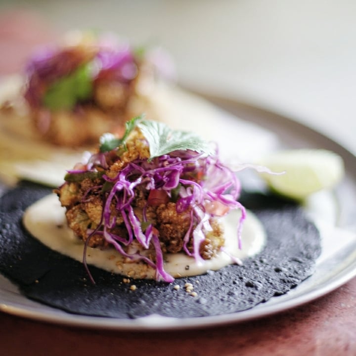 review photo of Raw Kitchen Bar Cauliflower Taco shared by @simhazel on 01 Jan 2021 - review