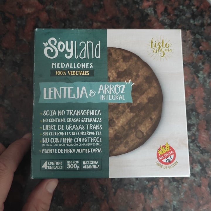 photo of SoyLand Hamburguesa de lenteja y arroz integral shared by @vegantoine on  04 Apr 2021 - review
