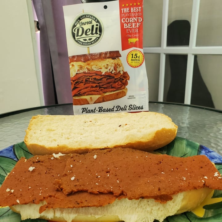 photo of Mrs. Goldfarb’s Unreal Deli Unreal Corn’d Beef Plant Based Deli Slices shared by @lliguerpr96 on  26 Jul 2022 - review