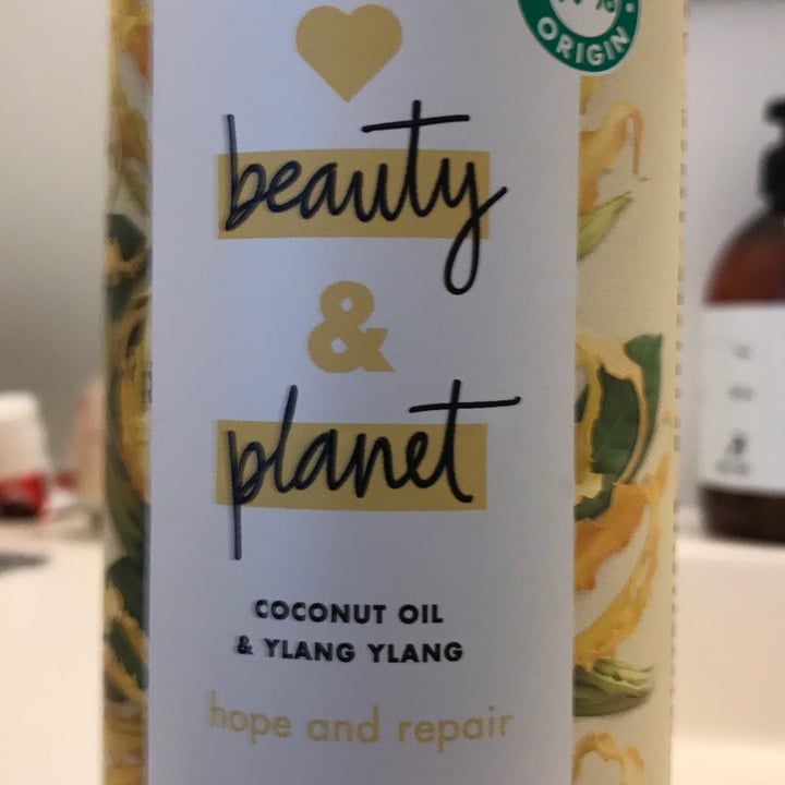 photo of Love Beauty and Planet Beauty & Planet Óleo De Coco & Ylang Ylang shared by @jjz on  03 May 2022 - review