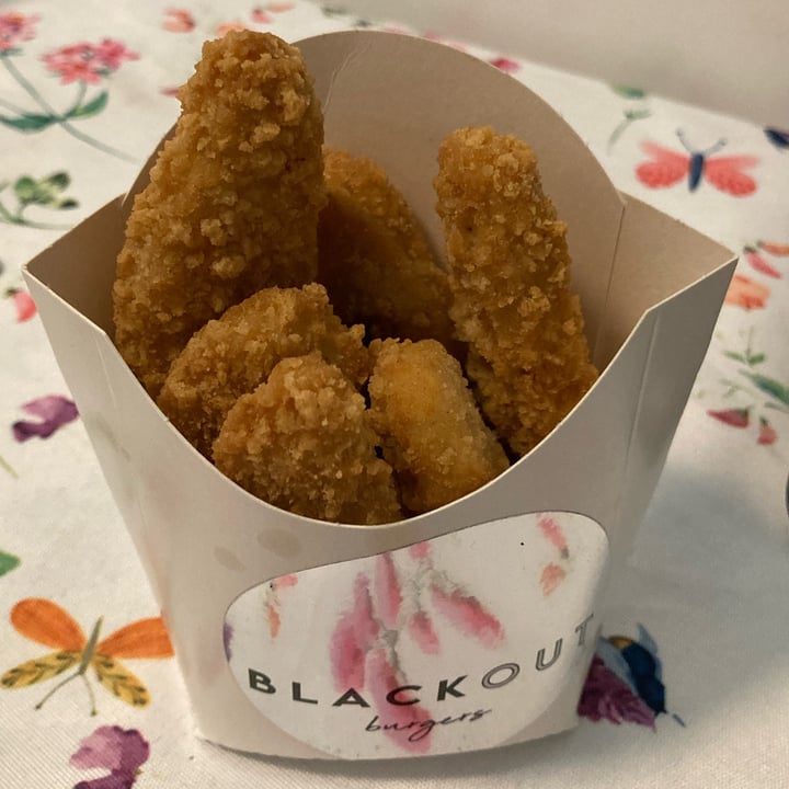 photo of Avo Brothers Vegan nuggets shared by @oliviamissale on  29 Mar 2022 - review