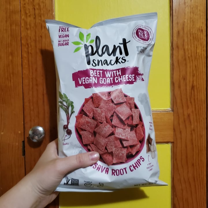 photo of Plant Snacks Beet with Vegan Goat Cheese Cassava Chips shared by @trippingshadow on  09 Nov 2020 - review