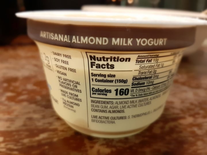 photo of Kite Hill Plain Unsweetened Almond Milk Greek Style Yogurt shared by @nico-aguilera on  04 Feb 2020 - review