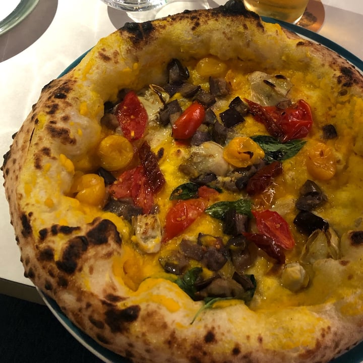 photo of Modus la pizza secondo Paolo De Simone Pizza vegan shared by @ronicafr on  11 Dec 2022 - review