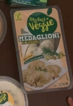 photo of My Best Veggie Medaglioni ai legumi shared by @faberfef on  07 Apr 2022 - review