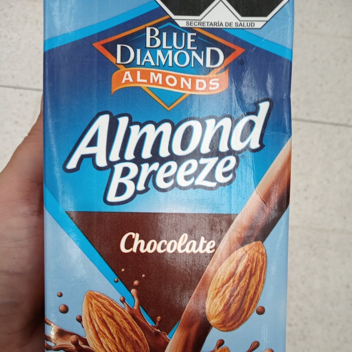 photo of Blue Diamond Chocolate Almond Milk shared by @rserdio on  27 Jun 2021 - review