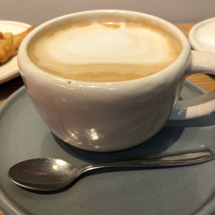 photo of Alba Café & Pizza capuccino shared by @viviana-ripe on  25 Jun 2022 - review