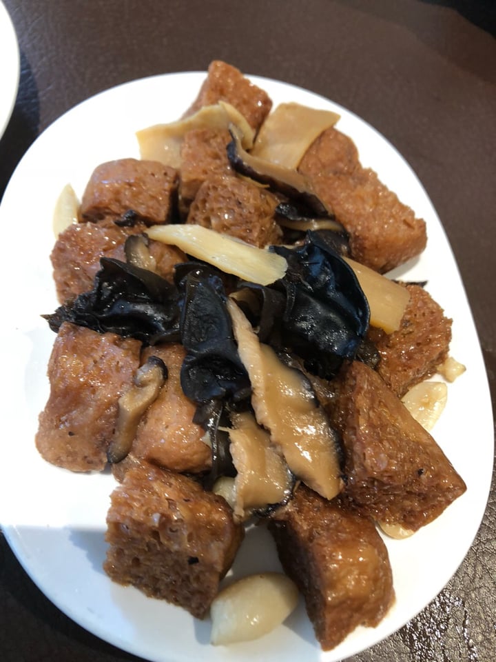 photo of Din Tai Fung Junction 8 Stew bean curd cube with honey shared by @vloke on  04 Nov 2018 - review