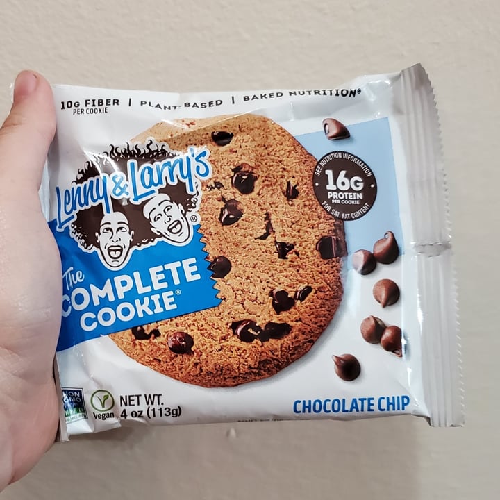photo of Lenny & Larry’s The Complete Cookie Chocolate Chip shared by @trippingshadow on  08 Nov 2020 - review