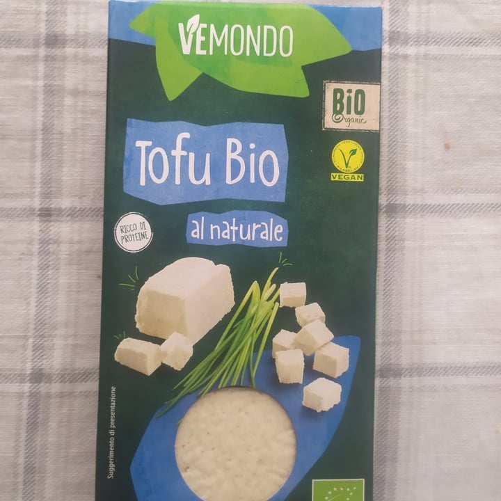 photo of Vemondo  Tofu bio natural shared by @caderefelici on  01 Sep 2022 - review