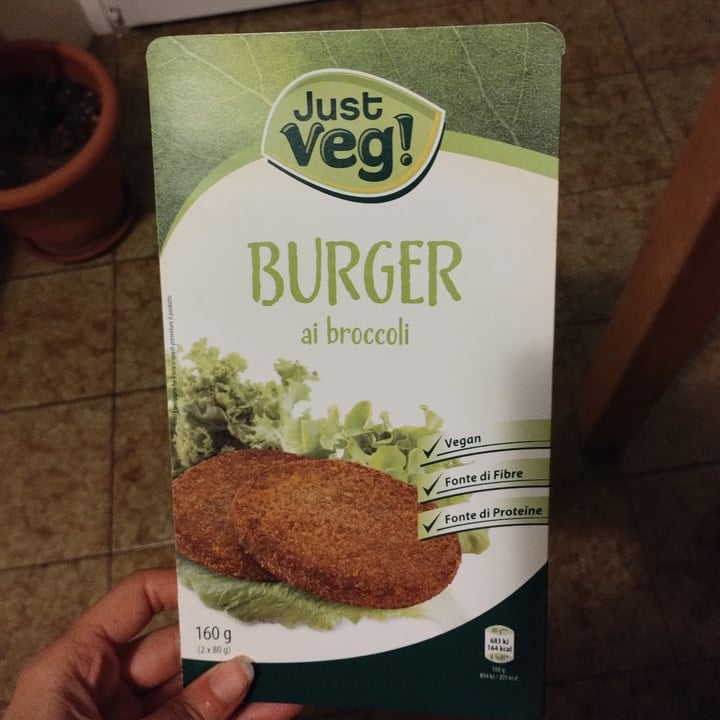 review photo of Just Veg! (ALDI Italy) Burger Ai Broccoli shared by @alfa94 on 15 Dec 2022 - review