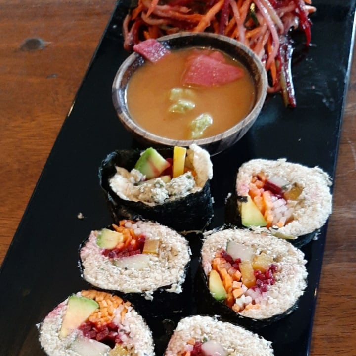 photo of The Seeds of Life Aloe Vera Jicama Sushi shared by @plantsfeelthough on  27 Apr 2020 - review