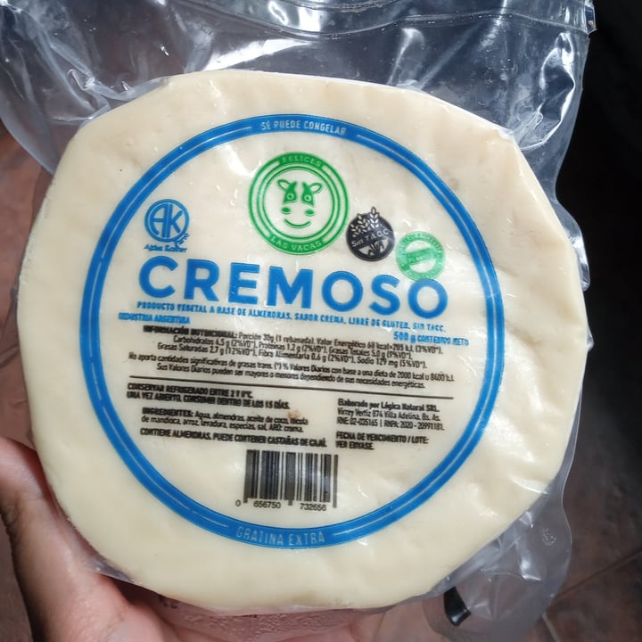 photo of Felices Las Vacas Queso Cremoso shared by @lorelobo on  04 Apr 2021 - review