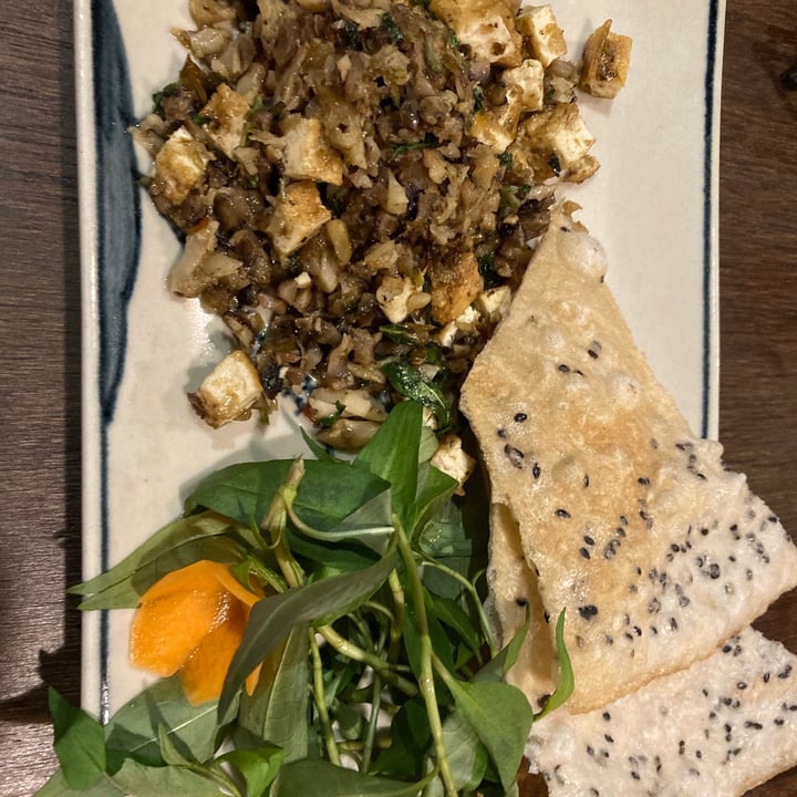 review photo of Here & Now vegetarian restaurant & coffee Mixed mushrooms and nuts with crunchy rice paper shared by @gggoveggie on 09 Sep 2020 - review