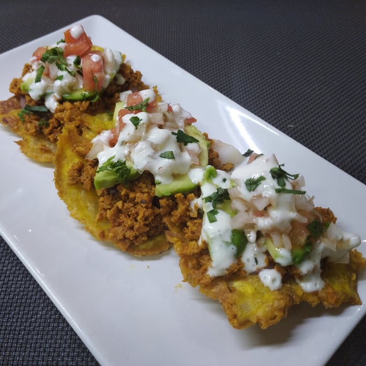 photo of Bambú Tostones con soja pibil y pico de gallo. shared by @laurabm on  16 Jul 2021 - review
