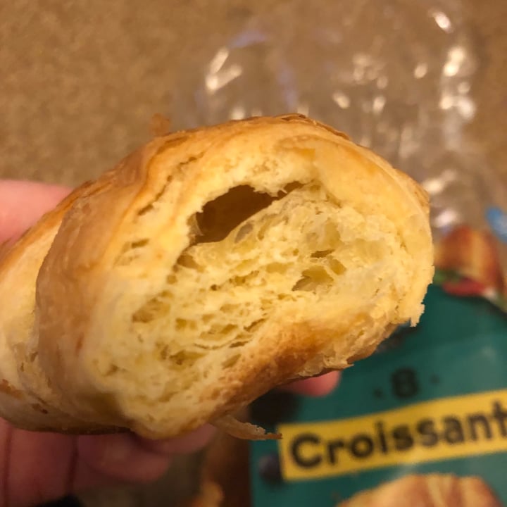 photo of ALDI Plant Menu Croissants shared by @cloudnineberry on  30 Dec 2021 - review