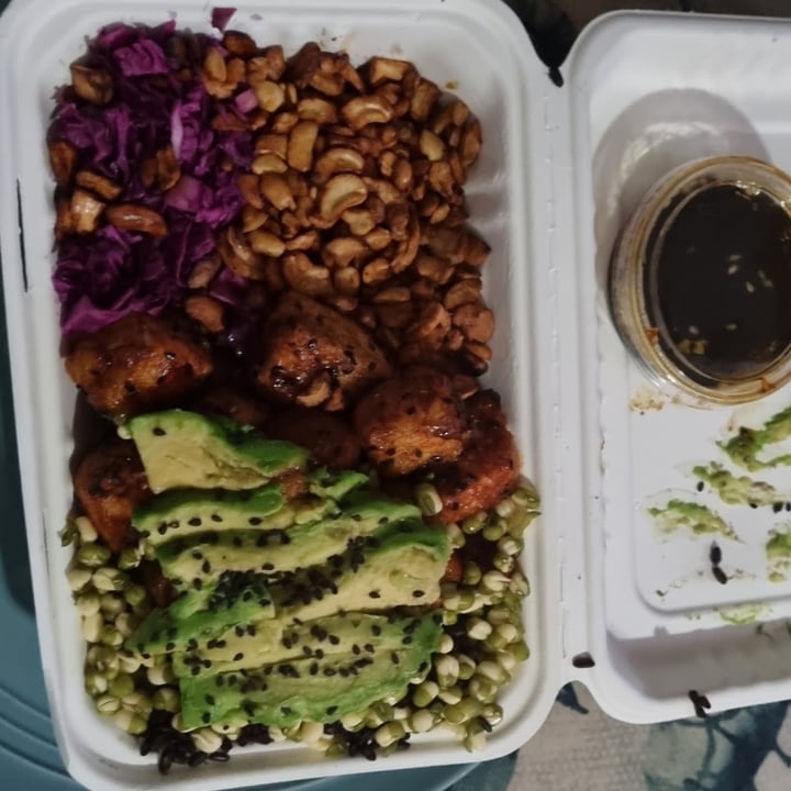 photo of The Fussy Vegan Tofu bowl shared by @sunshineyum on  01 Mar 2022 - review