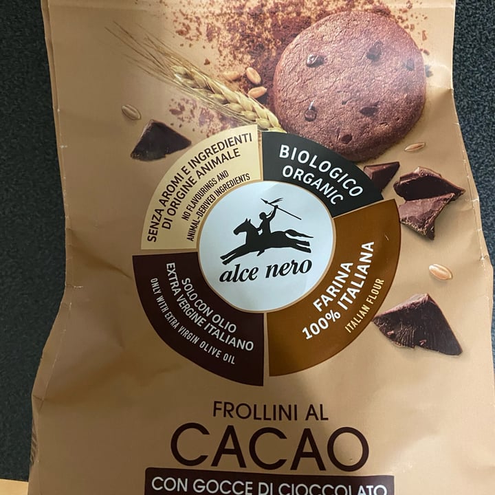 photo of Alce Nero Biscotti cacao con gocce di cioccolato shared by @chiaratoso on  25 Apr 2022 - review
