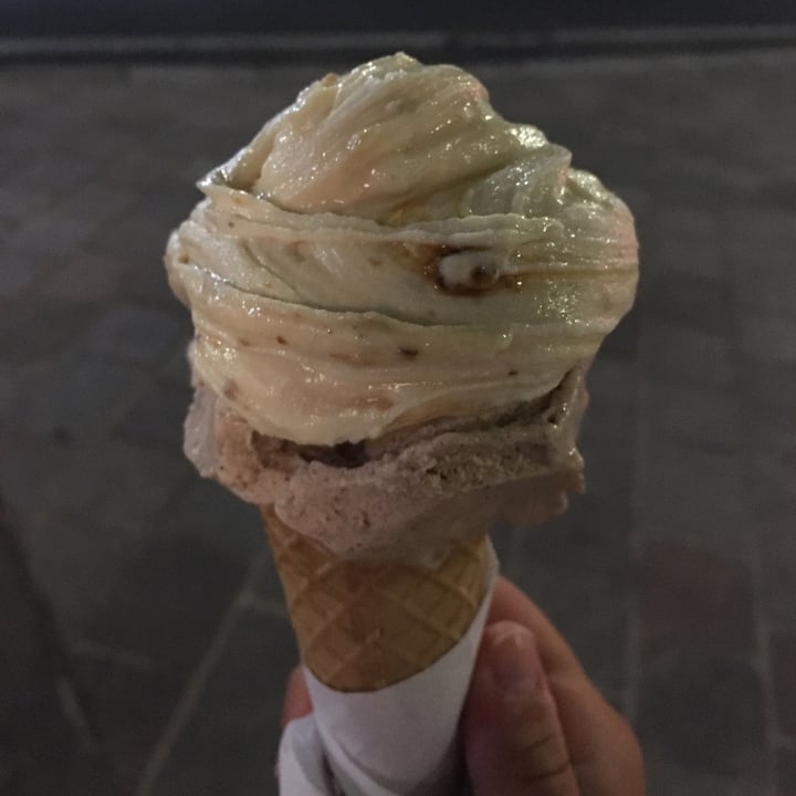 photo of Gelateria Abela Gelato vegan shared by @paulets on  23 Mar 2022 - review