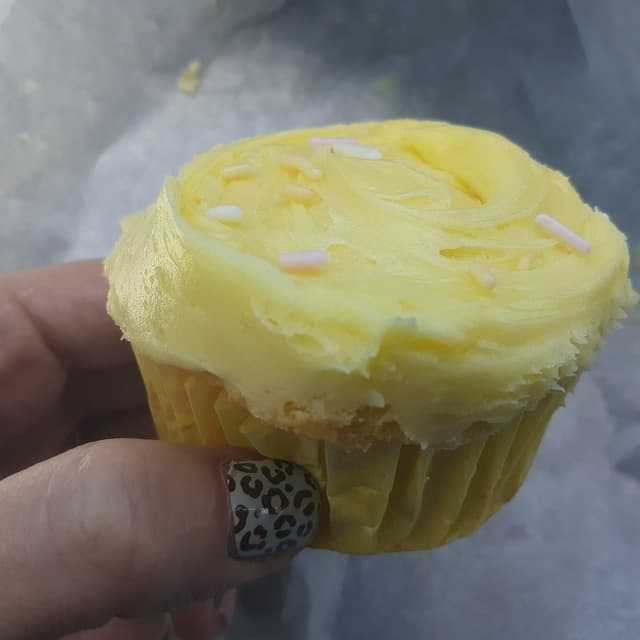 Photo of the dish “Lavender Lemon Cupcake”