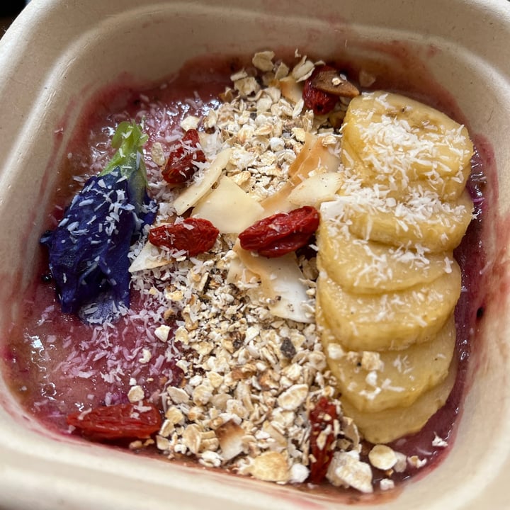 photo of The Breakfast Club SG Pitaya Glow shared by @ramonadass on  19 Oct 2021 - review