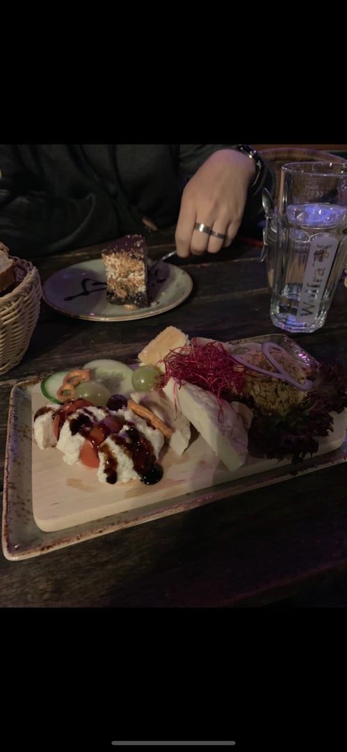 photo of Max Pett Cheese platter shared by @tiffnath on  02 Apr 2020 - review