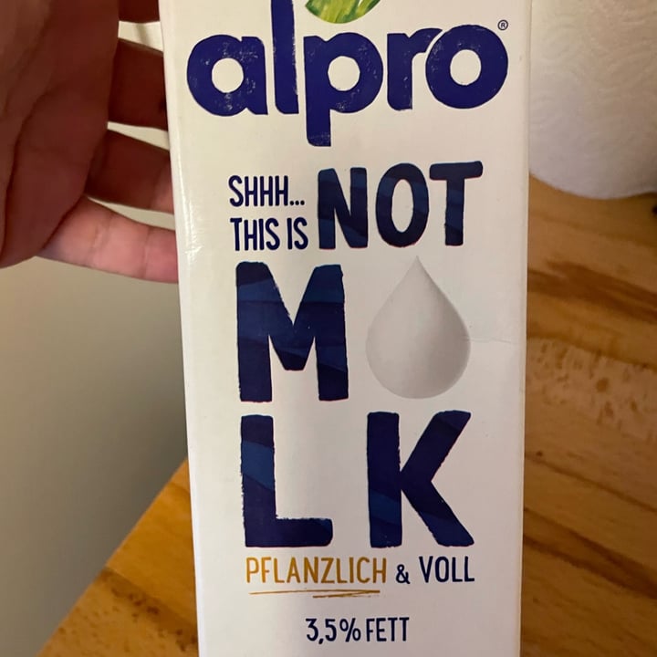 photo of Alpro Shhh… This Is Not Milk 3,5% shared by @greteli on  21 Jun 2022 - review
