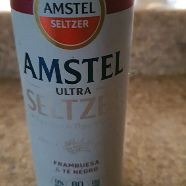 photo of Amstel Amstel Seltzer Frambuesa Y Té Negro shared by @rebecalozano on  08 Sep 2021 - review