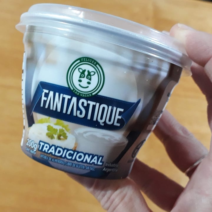 review photo of Felices Las Vacas Queso Untable Fantastique Sabor Tradicional shared by @rominasnm on 28 Jun 2021 - review