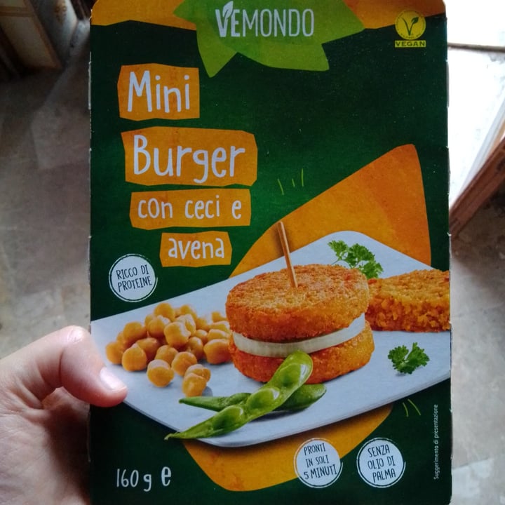 review photo of Vemondo Mini Burger con Ceci e Avena shared by @vegatta on 24 Apr 2022 - review