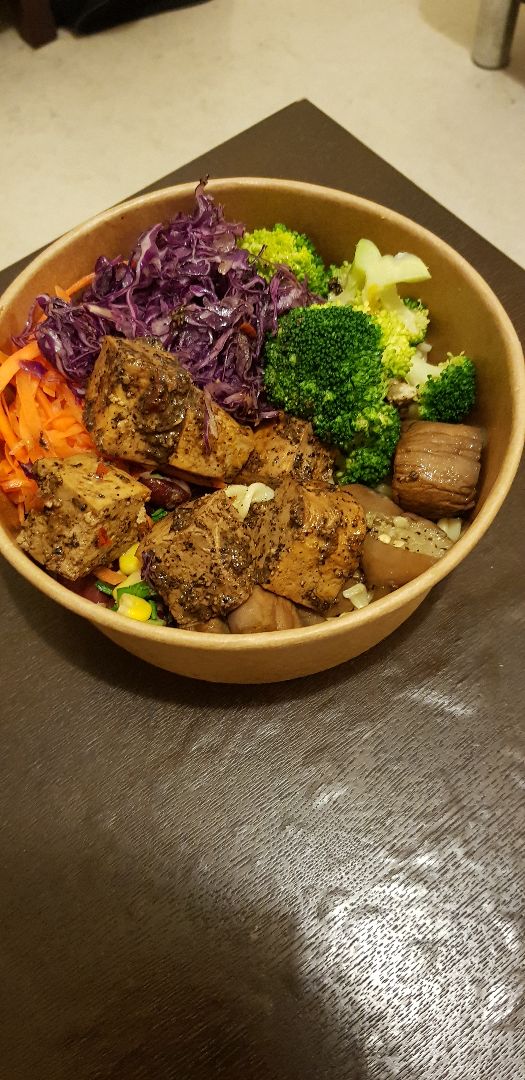 photo of Haakon Superfoods and Juice Buddha bowl shared by @weiling on  05 Dec 2019 - review