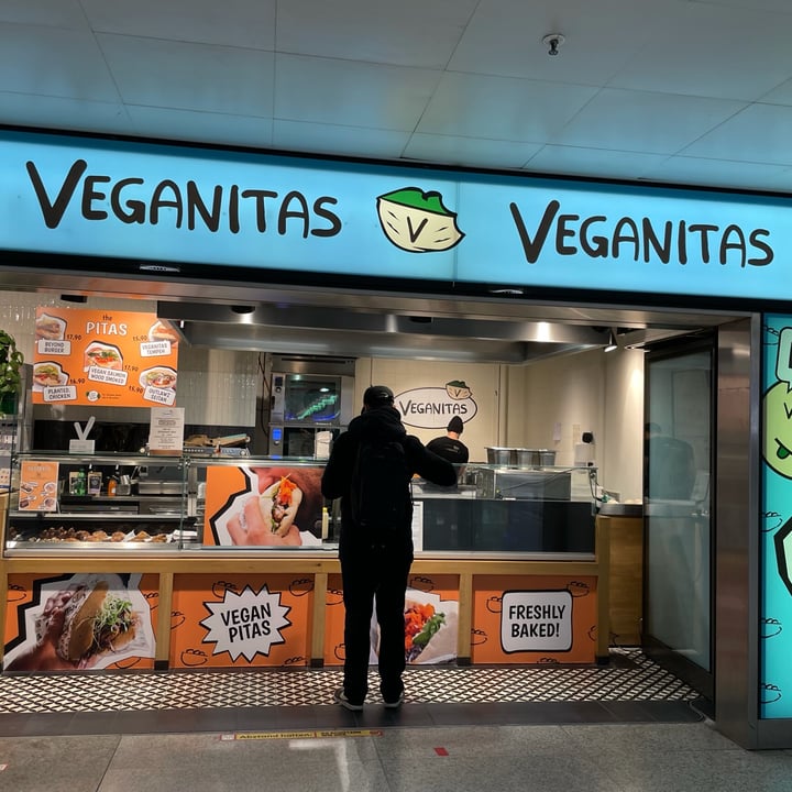 review photo of Veganitas Salmon Pita shared by @yishilian on 19 Nov 2021 - review