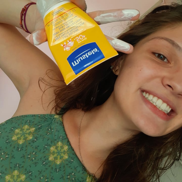 photo of Mustela Lait Solaire Très Haute Protection shared by @ecolibrio on  14 Sep 2021 - review