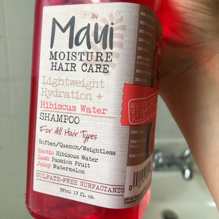 photo of Maui Moisture Lightweight Hydratation + Hibiscus Water Shampoo shared by @catsarekids2 on  05 May 2022 - review